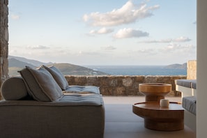 Deluxe-Villa, Meerblick | Terrasse/Patio