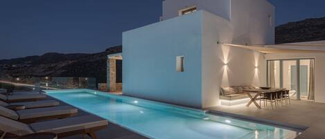 Luxury Villa, Sea View | Terrace/patio