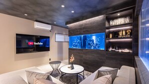 บ้านพักดีไซน์ | 3 ห้องนอน, เตียงเมมโมรีโฟม, ผ้าม่านกันแสง, เตารีด/โต๊ะรีดผ้า