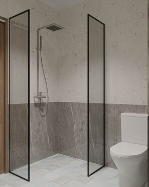 Loft | Kamar mandi | Shower, pengering rambut, sandal, dan handuk