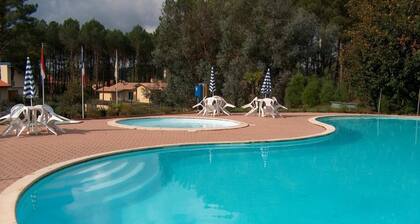 Maison Dans une Résidence Vacances Avec Piscine ,tennis,terrain de Basket