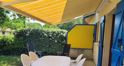 Maison Dans une Résidence Vacances Avec Piscine ,tennis,terrain de Basket