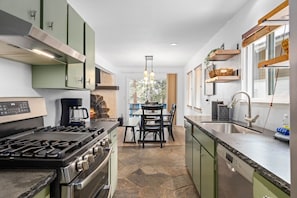Fridge, microwave, oven, stovetop - Mountaintop Retreat | 5 Minute Stroll From Diamond Peak Ski Resort (Incline Village)