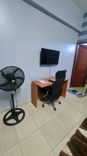 Suite Studio Deluxe | 1 chambre, bureau, Wi-Fi gratuit
