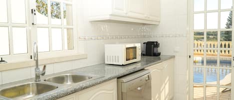 Fridge, microwave, oven, dishwasher