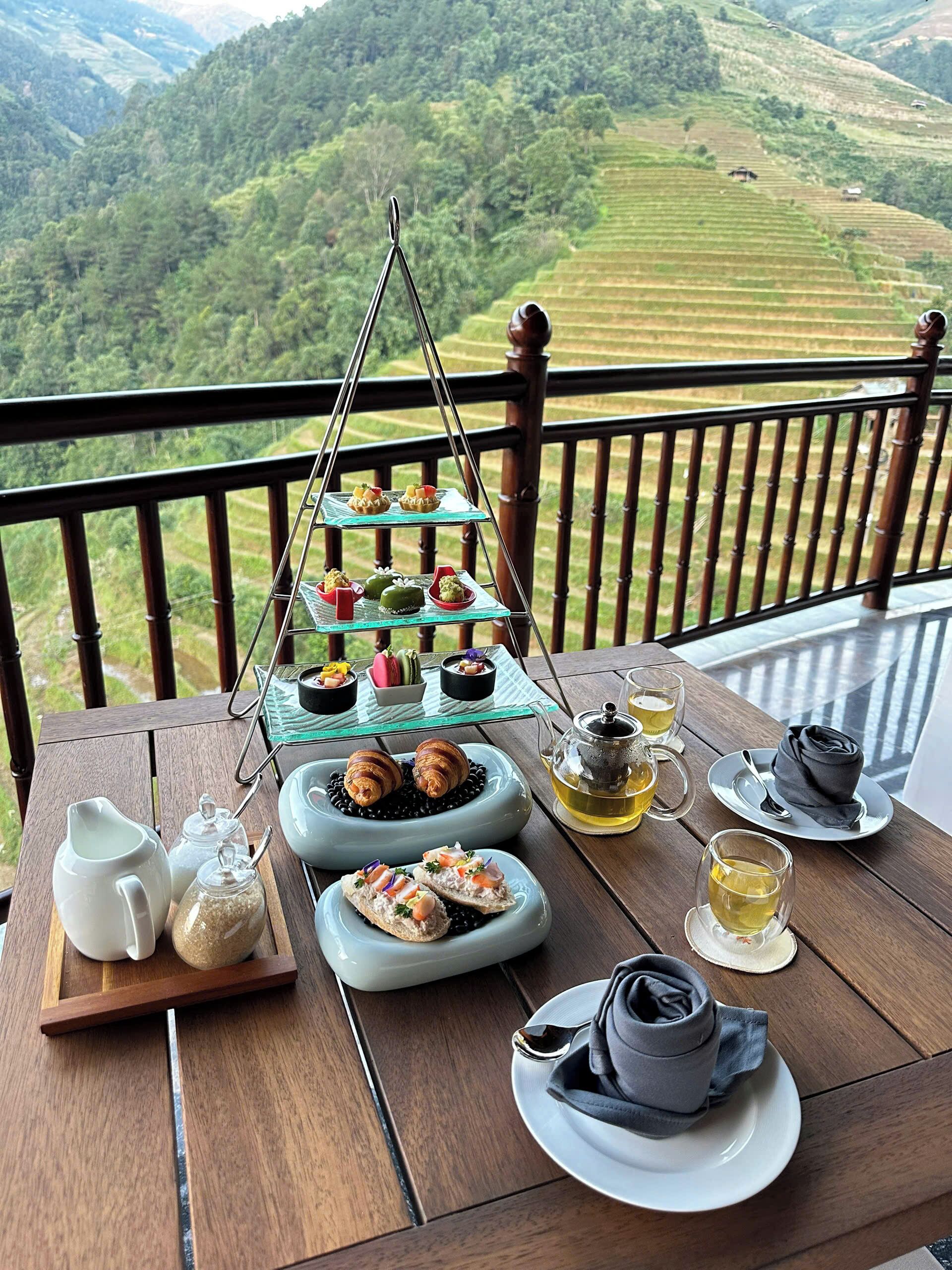 Thức ăn và đồ uống