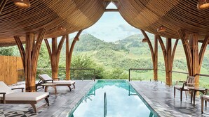 Mountainview Pool Villa King (Including 60 mins Spa treatment) | マウンテン ビュー