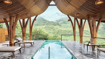 Mountainview Pool Villa King (Including 60 mins Spa treatment) | Fjellutsikt