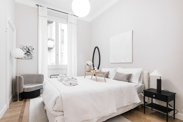 2 habitaciones, tabla de planchar con plancha, wifi y ropa de cama 