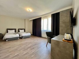 Premium bedding, minibar, in-room safe, desk