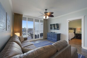 2 bedrooms, iron/ironing board, free WiFi, bed sheets - Waterscape A533 2Bed 2.5 Bath w Beach Service (Fort Walton Beach)