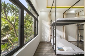 Chambres insonorisées, Wi-Fi gratuit, draps fournis