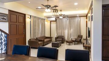 Four Bedroom Villa | Living area | Flat-screen TV