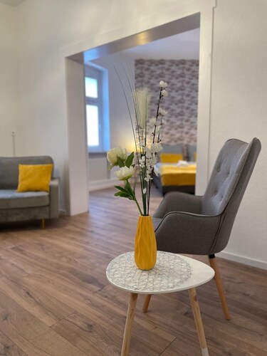 Modernes, Großes City Apartment 95 qm in Meuselwitz