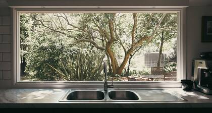 Smithy Lane - One of Wandiligong's most cherished historic treasures.