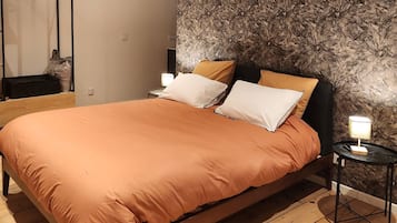 2 chambres, fer et planche Ă repasser, Wi-Fi, draps fournis