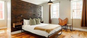 Lux Parkside Townhome | Free Parking | Walk to ALL