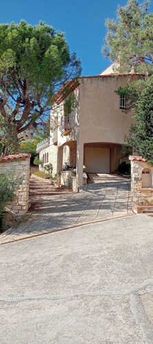 APPARTEMENT POUR 4 PERSONNES