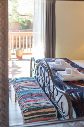 4 chambres, fer et planche à repasser, Wi-Fi gratuit, draps fournis