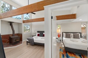 3 Schlafzimmer, Schreibtisch, Bügeleisen/Bügelbrett, kostenloses WLAN