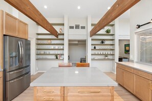 Dining - Newly Renovated West Sedona | Hot Tub, Midcentury (Sedona)