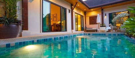 Kolam renang terbuka
