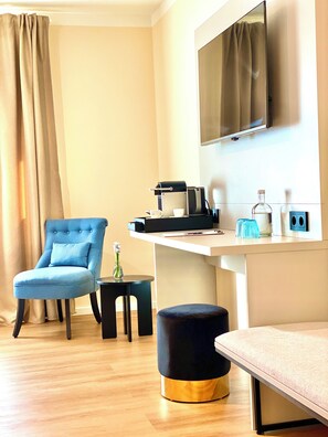 Sengetøy av topp kvalitet, safe på rommet og individuelt dekorert