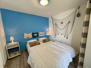 2 bedrooms