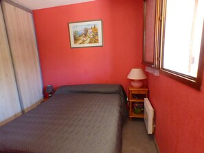 2 bedrooms - Cozy 2BR Condo w/ Pool, Tennis, AC, Terrace & Parking near Beach - Bormes-les-Mimosas (Bormes-les-Mimosas)