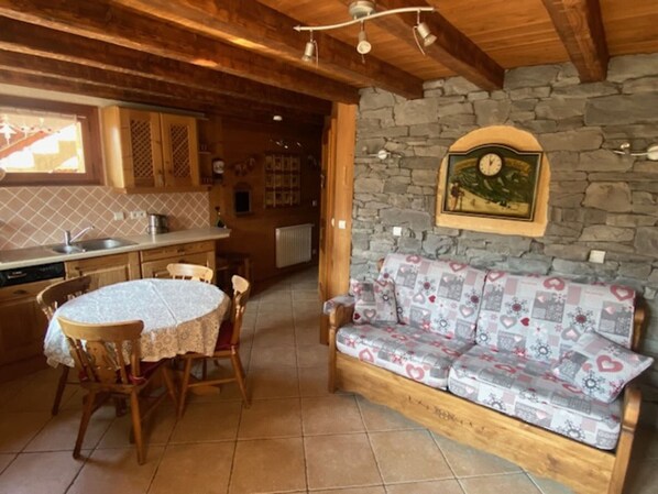 Interior - Studio with terrace, 4 pers, pets allowed, parking (Châtel)