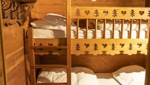 WiFi (free) - Studio with terrace, 4 pers, pets allowed, parking (Châtel)