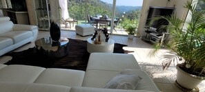 Living area - L'etoile de Nice et son Chalet (Colomars)