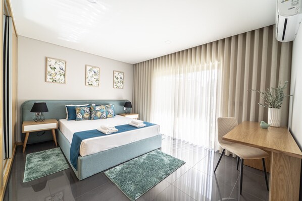 Unclassified image, 1 of 58, button