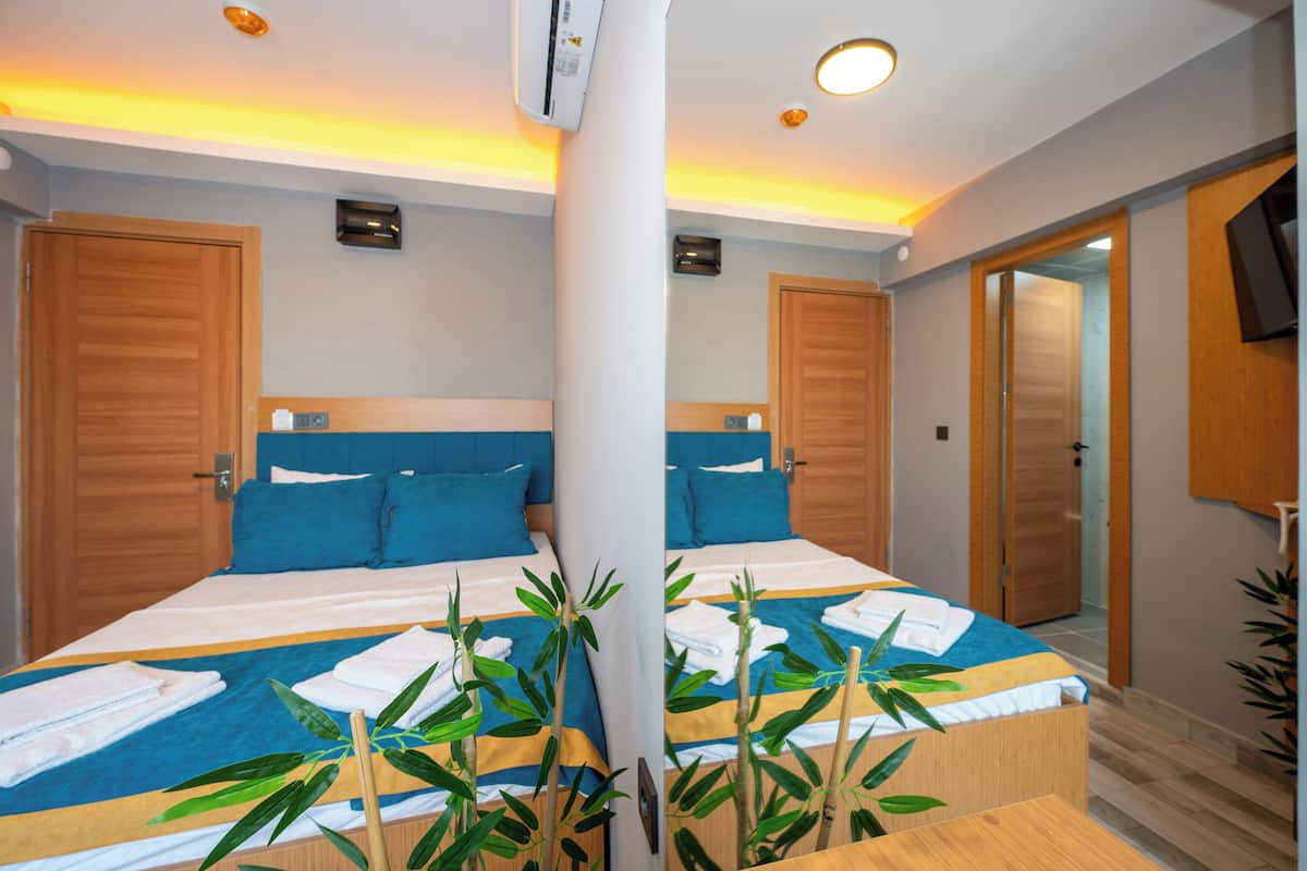 Economy Double Room | Free WiFi