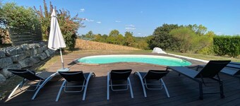 Spacious villa Le Charme with heated pool, 4 bedrooms, Airco & WiFi