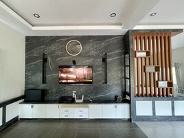 2 bedrooms, desk, free WiFi