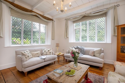 Place Lodge -  a cottage that sleeps 5 guests  in 3 bedrooms