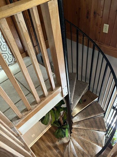 Beach Cottage, close to beach and 
Shopping 