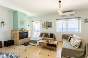 TV, offices - Verga Beachside Getaway with Panoramic Seaviews (Paralia Vergas)