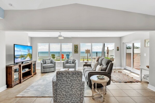 House, 3 Bedrooms | Living area - Casa Cay 3 Bedroom Home by RedAwning (Anna Maria)