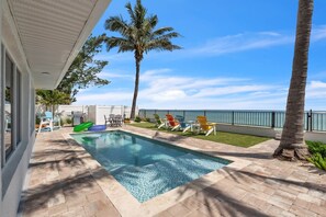 Hus, 3 soverom | Basseng