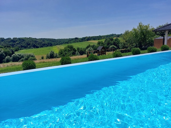 Piscine extérieure