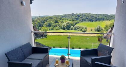 Haus Villa mit 5 und Pool