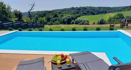 Haus Villa mit 5 und Pool