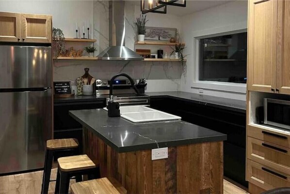 Microwave, oven, stovetop, dishwasher
