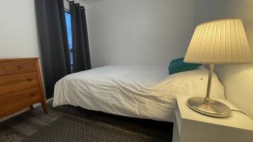 3 bedrooms, WiFi, bed sheets