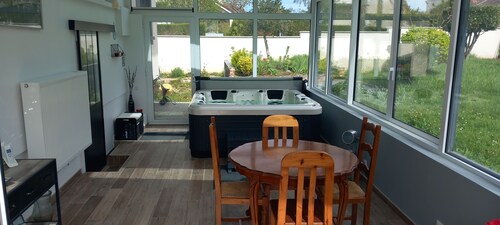 1 Bedroom Bed & breakfast in Caen