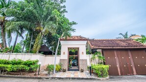 Bagian depan properti
