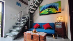 Comfort Apartment | Ruang tamu | TV skrin rata