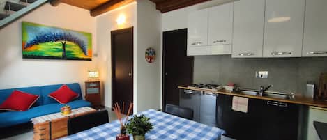 Comfort-Apartment | Wohnbereich | Flachbildfernseher